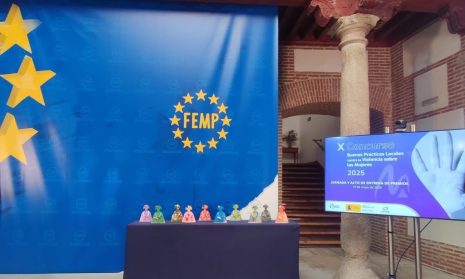 Foto noticia - Bizirauteko sareak ehunduz: indarkeria matxista pairatu duten emakumeei zuzendutako laguntza psikoedukatibo eta musikoterapeutikoko landa-proiektu batek saria jaso du